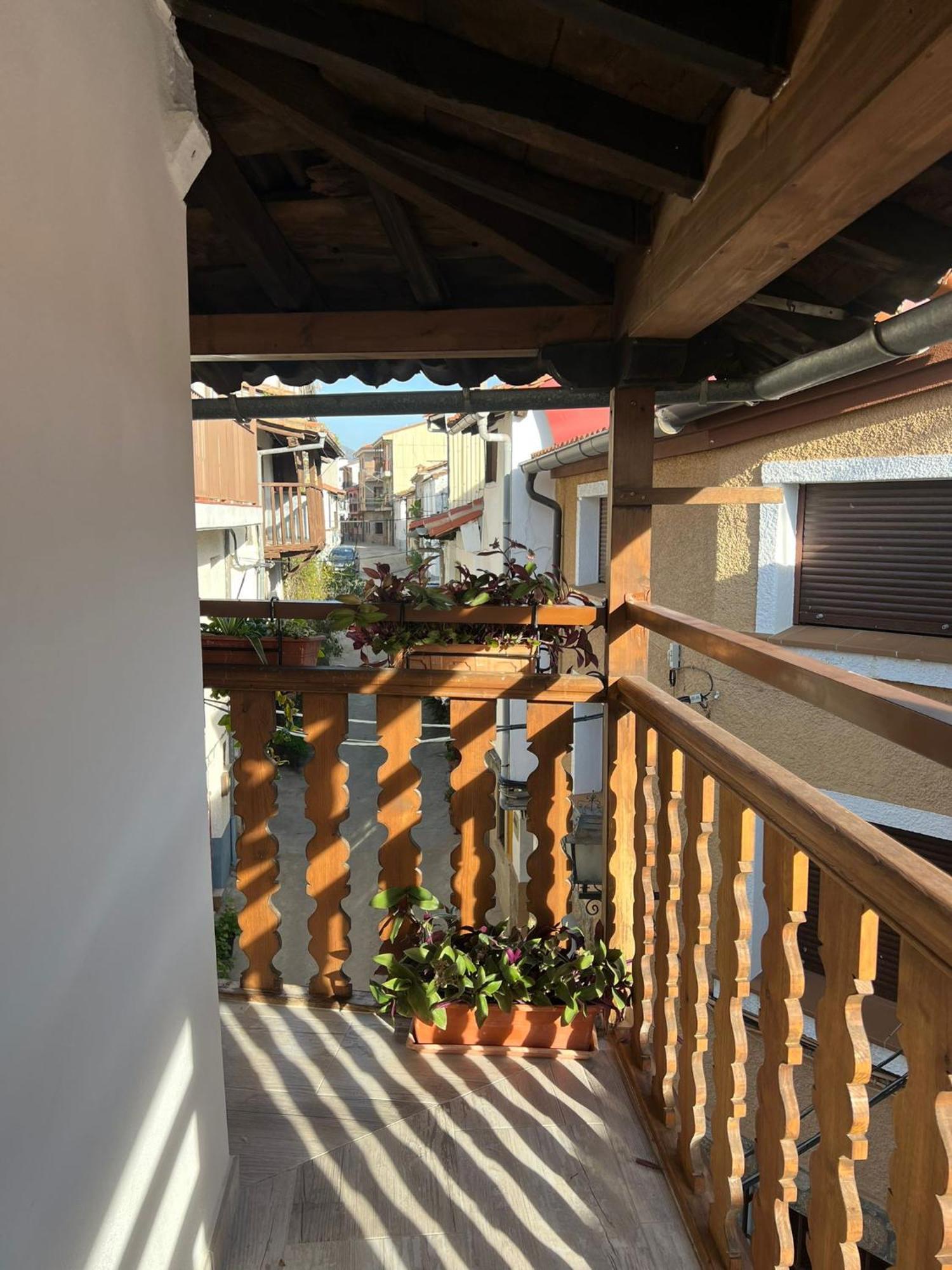La Golondrina Apartment Candeleda Bagian luar foto
