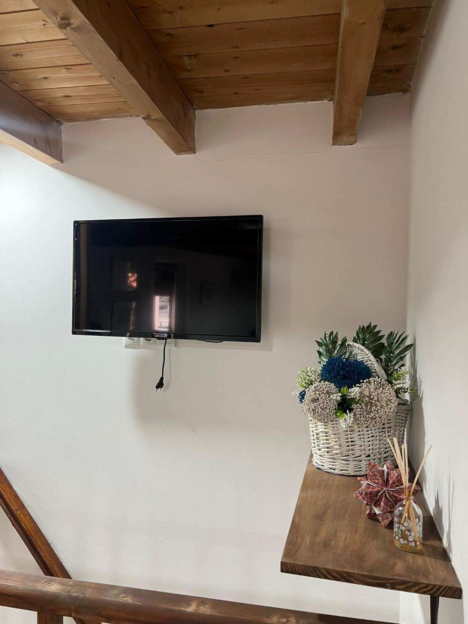 La Golondrina Apartment Candeleda Bagian luar foto