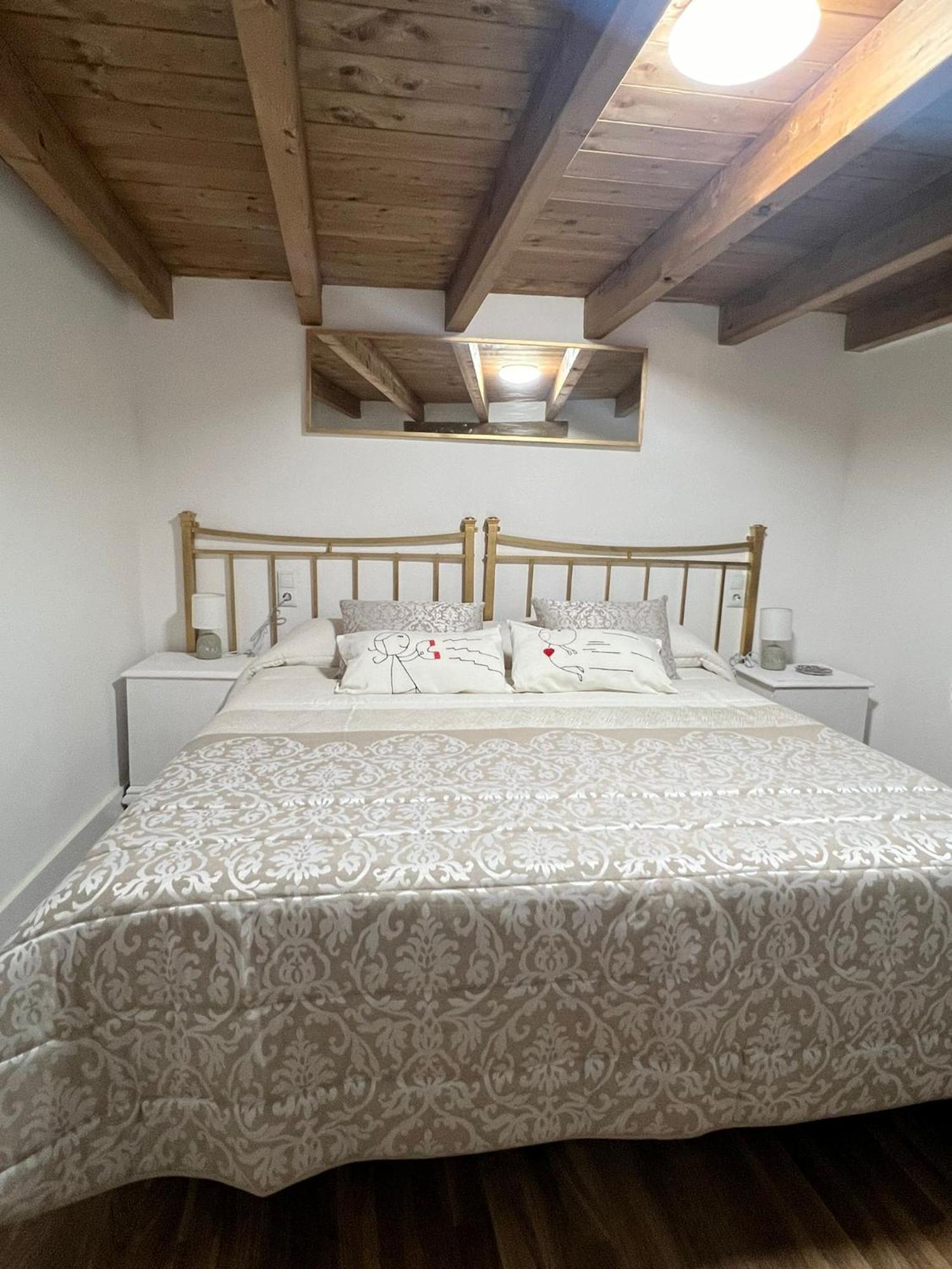 La Golondrina Apartment Candeleda Bagian luar foto