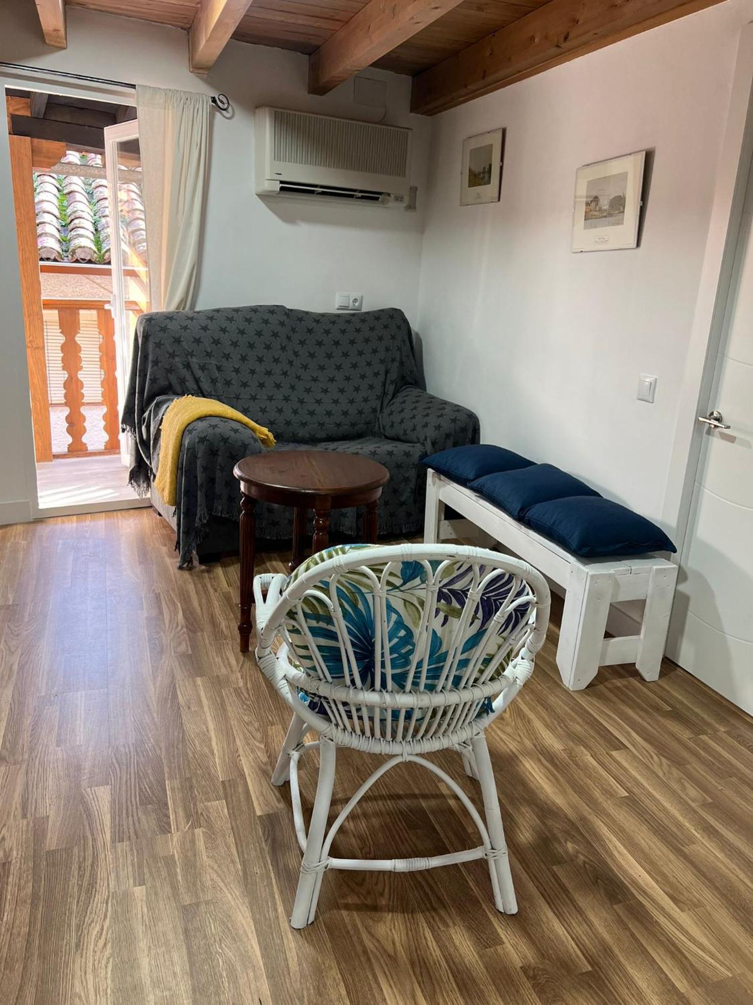 La Golondrina Apartment Candeleda Bagian luar foto